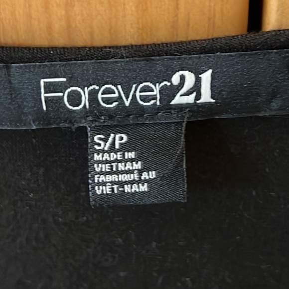 Forever 21 Sequin Tank - Picture 2 of 5